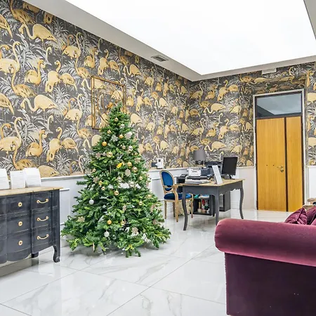 Via Veneto Suites